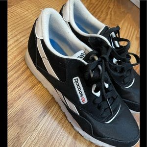Reeboks black shoes size 7